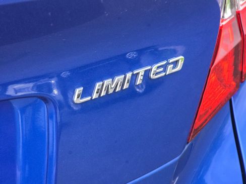 Used 2019 Toyota C-HR Limited FWD image 17