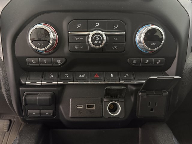 Used 2021 GMC Sierra 1500 SLT AWD/4WD image 14