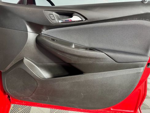 Used 2018 Chevrolet Cruze LS image 34