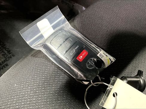 Used 2025 Toyota Tundra SR5 w/ SR5 Convenience Package image 15