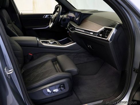 Certified 2025 BMW X5 xDrive40i w/ Premium Package image 37