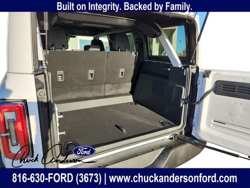 New 2025 Ford Bronco Outer Banks w/ Sasquatch Package image 29