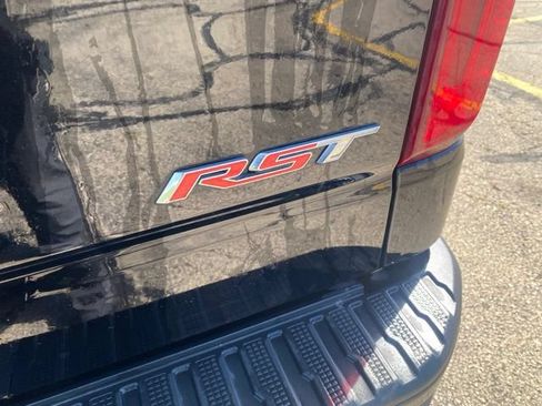 Used 2023 Chevrolet Silverado 1500 RST AWD/4WD image 6