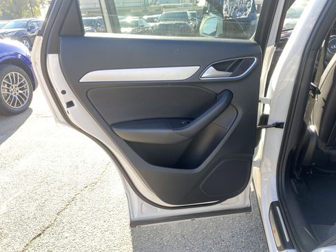 Used 2018 Audi Q3 2.0T Premium image 20