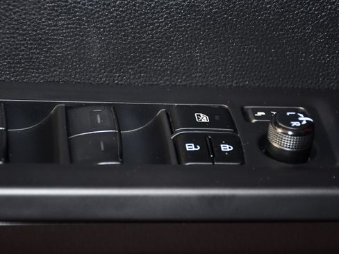 Used 2023 Toyota Sequoia TRD Pro AWD/4WD image 39