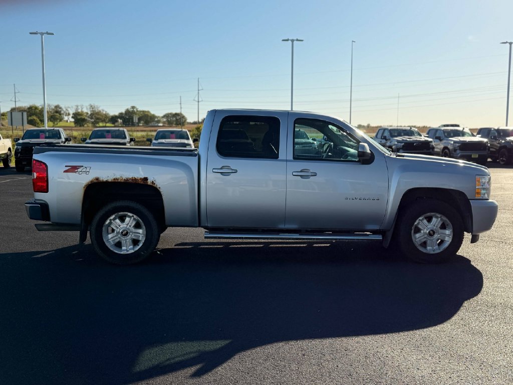 Used 2013 Chevrolet Silverado 1500 LTZ w/ LTZ Plus Package AWD/4WD image 5