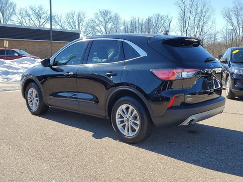 Used 2022 Ford Escape SE w/ Convenience Package image 4