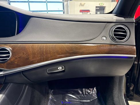 Used 2015 Mercedes-Benz S 550 4MATIC Sedan image 63