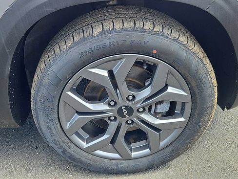 Certified 2024 Kia Seltos LX AWD/4WD image 10
