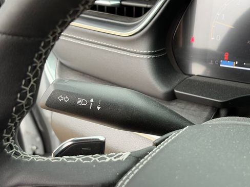 Used 2024 Jeep Grand Cherokee L Overland w/ Luxury Tech Group IV image 24