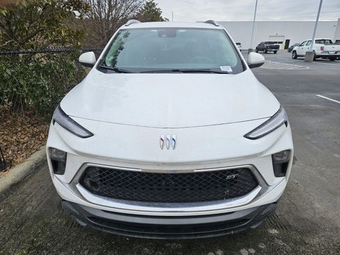 Used 2024 Buick Encore GX Sport Touring w/ Comfort Package image 2