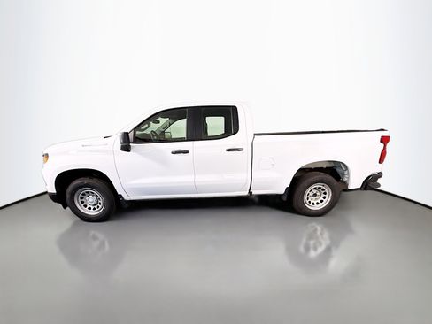 Used 2022 Chevrolet Silverado 1500 W/T w/ Trailering Package image 6