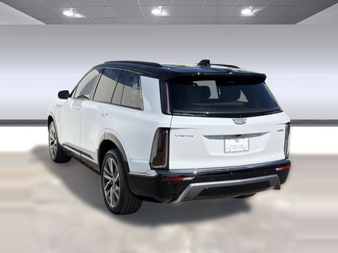 New 2026 Cadillac Vistiq Luxury AWD/4WD image 3