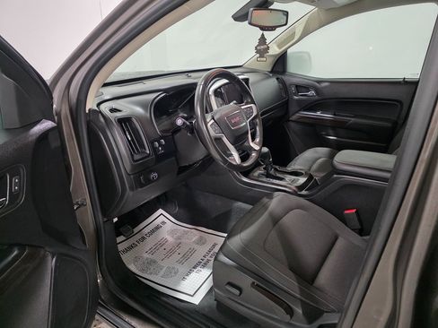 Used 2019 GMC Canyon SLE image 17