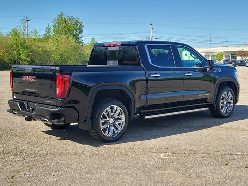 Used 2023 GMC Sierra 1500 Denali AWD/4WD image 5