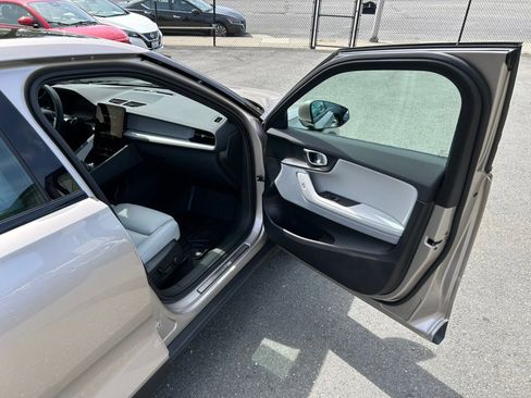 Used 2024 Polestar Polestar 2 image 38