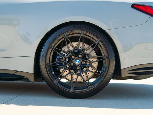 Used 2022 BMW M4 Coupe image 18