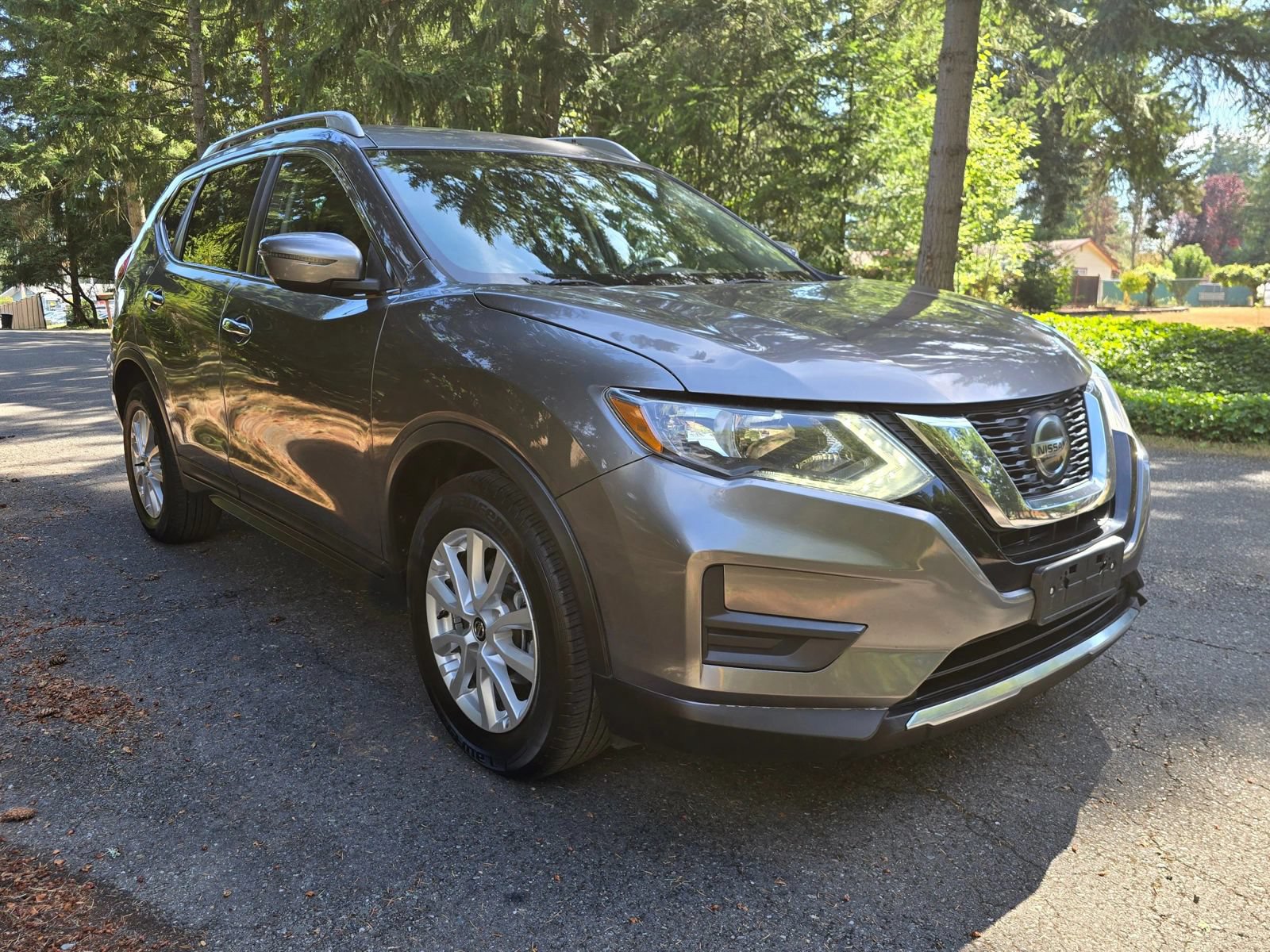 Used 2019 Nissan Rogue SV FWD image 8