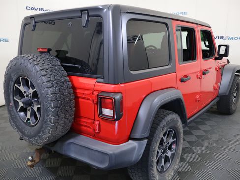 Used 2018 Jeep Wrangler Unlimited Sport S AWD/4WD image 6