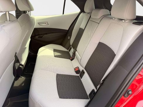 Used 2026 Toyota Corolla SE FWD image 18