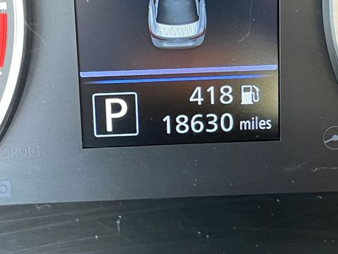 Used 2025 Nissan Sentra S image 40