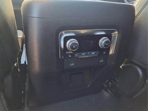 Used 2023 GMC Yukon AT4 image 25