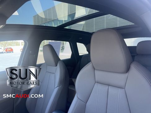 Used 2025 Audi Q5 Prestige image 12