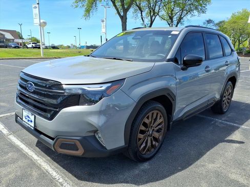 Used 2025 Subaru Forester Sport AWD/4WD image 3