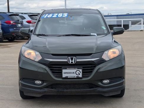 Used 2018 Honda HR-V EX image 9