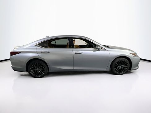 Used 2022 Lexus ES 350 w/ Premium Package FWD image 4