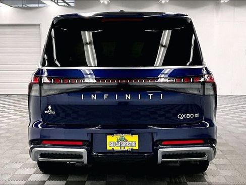 Used 2025 INFINITI QX80 Sensory image 5