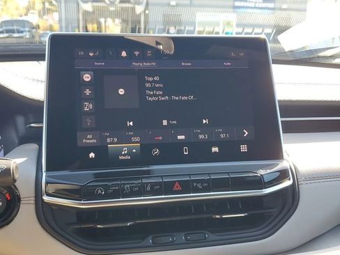 New 2026 Jeep Compass Limited image 28