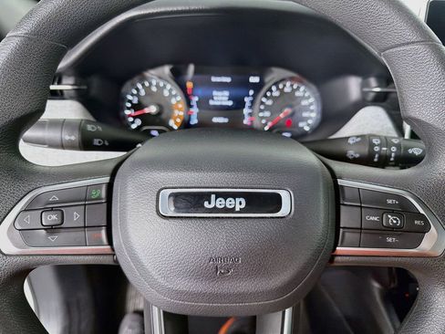 Used 2023 Jeep Compass Sport AWD/4WD image 16