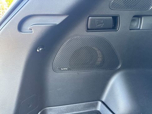 Used 2017 Hyundai Santa Fe Sport w/ 2.4L Tech Package 04 image 43