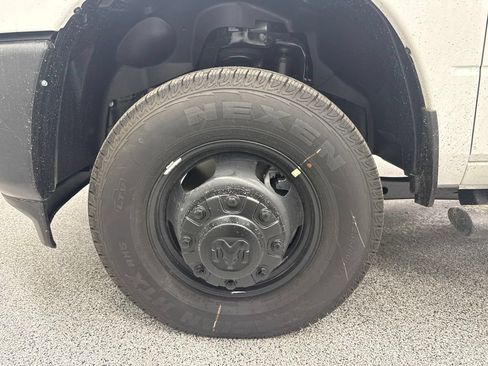 New 2026 RAM 3500 Tradesman AWD/4WD image 10