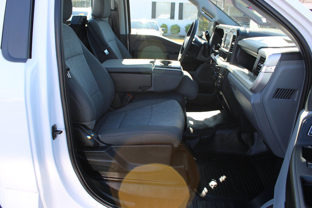 Used 2027 Ford F250 XL RWD image 22