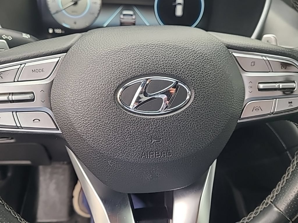 Used 2021 Hyundai Santa Fe Calligraphy AWD/4WD image 14