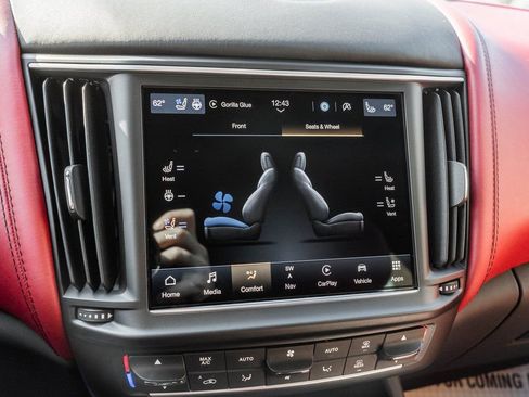 Used 2022 Maserati Levante GT image 22