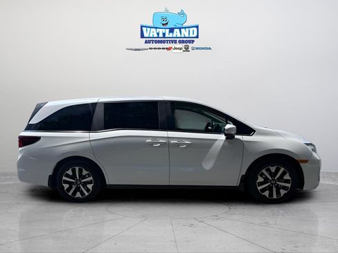 New 2026 Honda Odyssey EX-L image 6