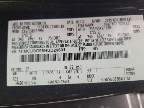 Used 2017 Ford Escape SE AWD/4WD image 33