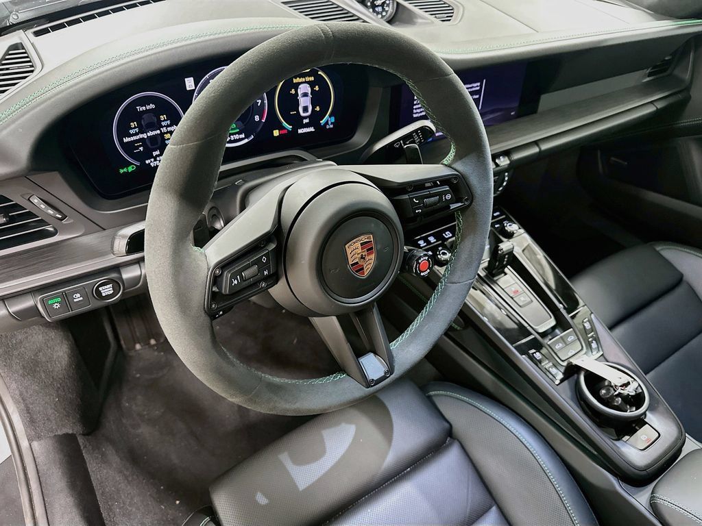 Certified 2026 Porsche 911 Carrera GTS RWD image 4