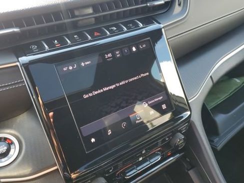 Certified 2024 Jeep Grand Cherokee Altitude image 18