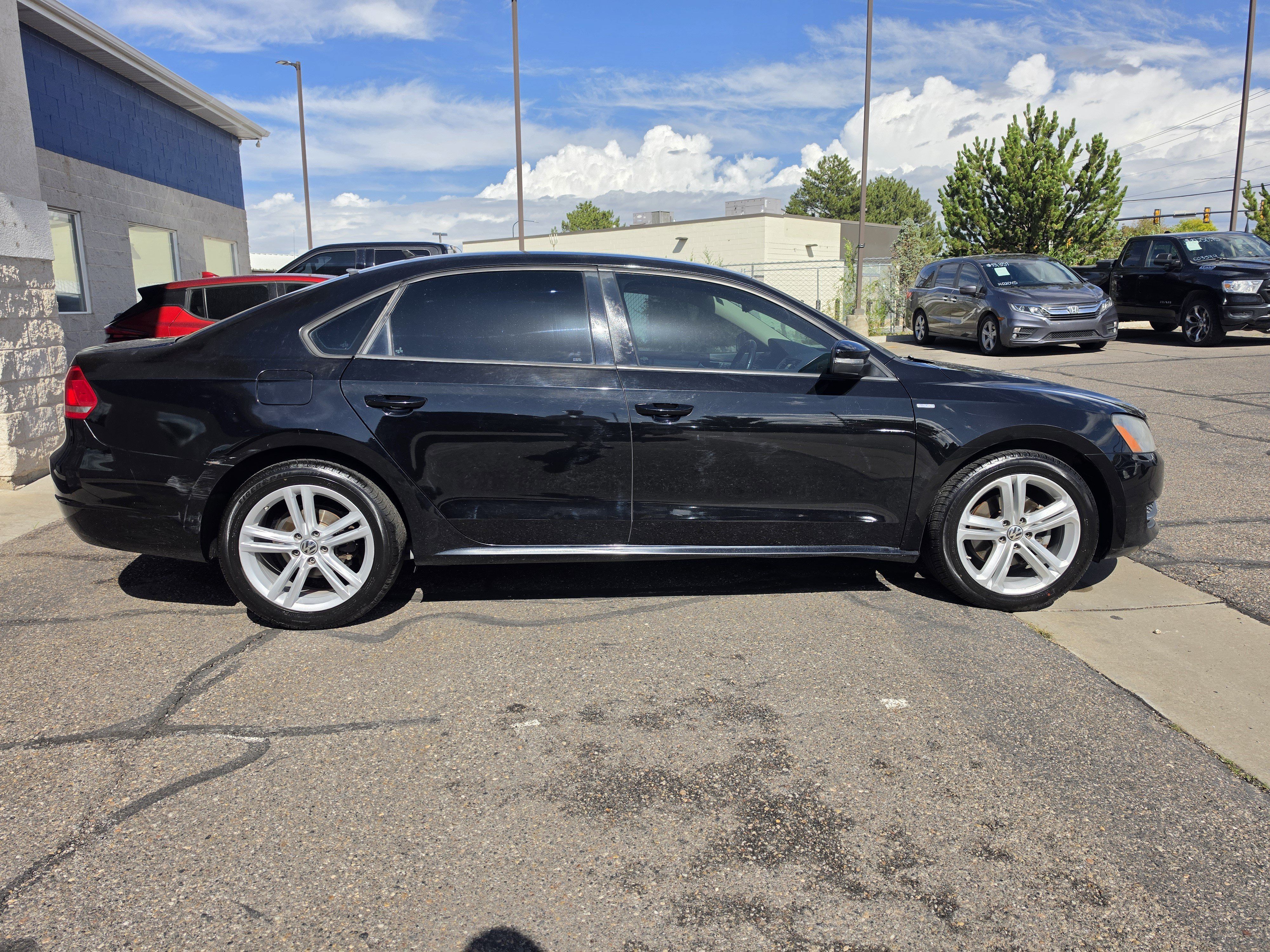 Used 2014 Volkswagen Passat 1.8T Wolfsburg Edition FWD image 8