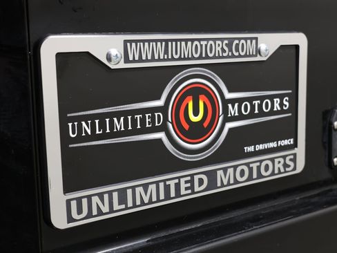 Used 2024 Chevrolet Silverado 3500 LT w/ Convenience Package image 17