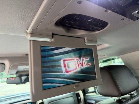 Used 2017 GMC Sierra 2500 Denali w/ Duramax Plus Package AWD/4WD image 21