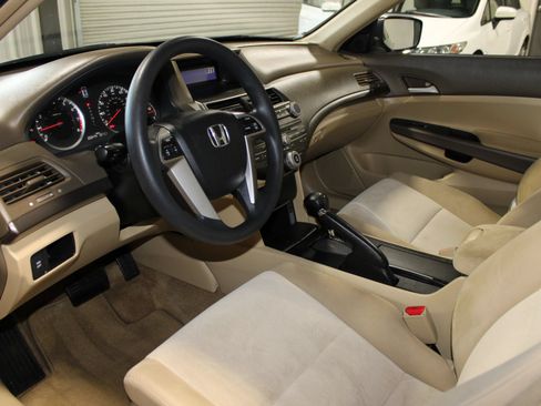 Used 2009 Honda Accord LX-P image 17