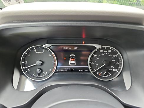Used 2023 Nissan Rogue SV FWD image 24