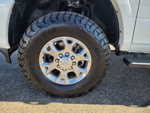 Used 2022 RAM 2500 Laramie AWD/4WD image 11
