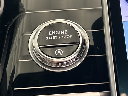 Certified 2024 Mercedes-Benz Maybach S 580 4MATIC image 28