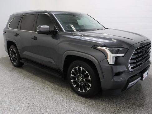 Used 2024 Toyota Sequoia Limited w/ Tow Technology Package image 4